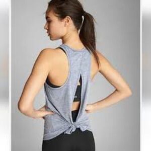GAP FIT Women’s Active Breath Tie-Back Tank Top Heather Gray Size Small